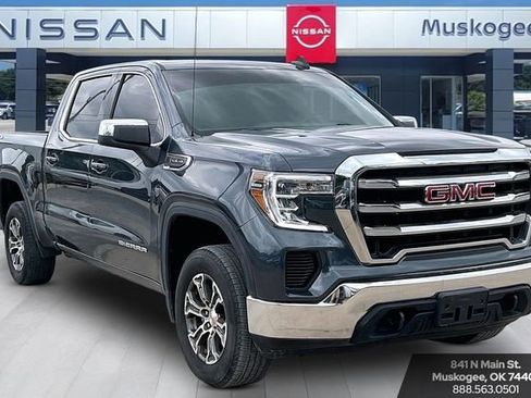 Used 2021 GMC Sierra 1500 SLE AWD/4WD image 1