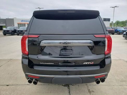 Used 2022 GMC Yukon XL AT4 AWD/4WD image 5