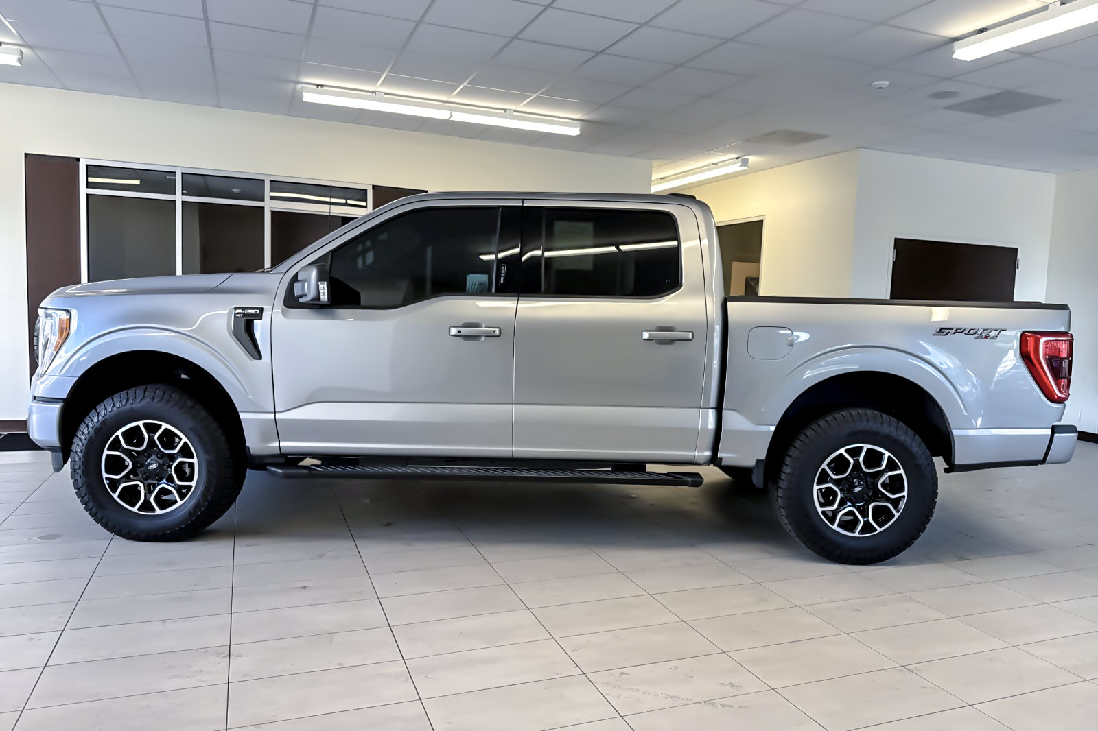 Used 2023 Ford F150 XLT w/ Equipment Group 302A High AWD/4WD image 7