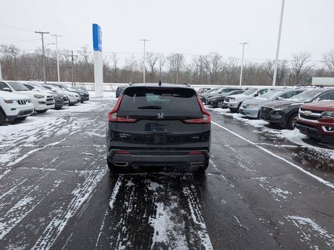 Certified 2023 Honda CR-V Sport Touring image 4
