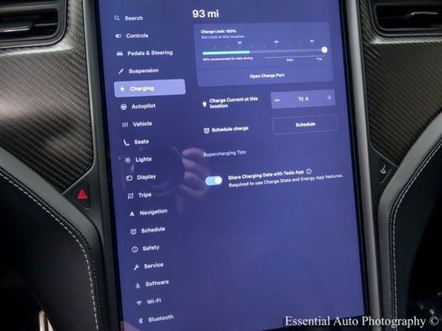 Used 2018 Tesla Model X P100D image 31