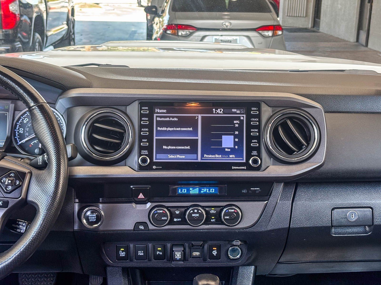 Used 2023 Toyota Tacoma TRD Sport w/ Technology Package RWD image 16