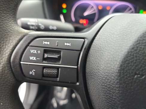 Used 2023 Honda Accord EX image 16