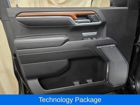Used 2023 GMC Sierra 1500 Denali w/ Denali Reserve Package image 14