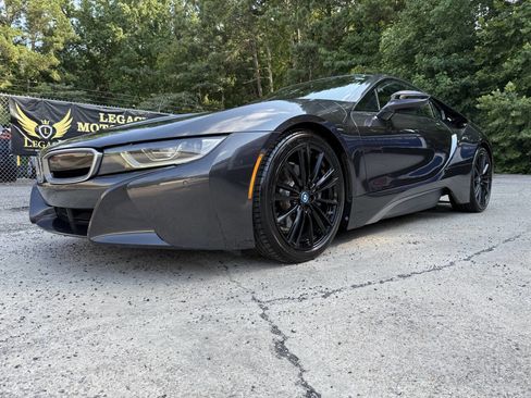 Used 2019 BMW i8 Coupe image 9