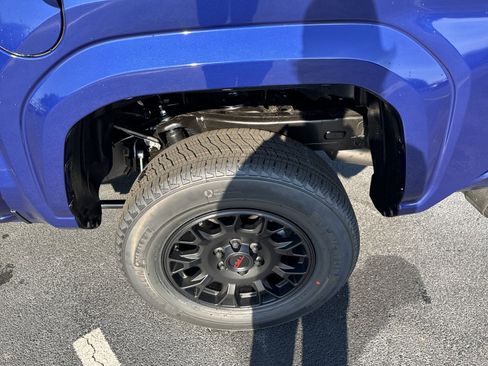 New 2025 Toyota Tacoma SR5 RWD image 12