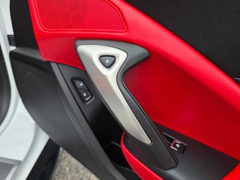 Used 2017 Chevrolet Corvette Stingray Coupe image 33