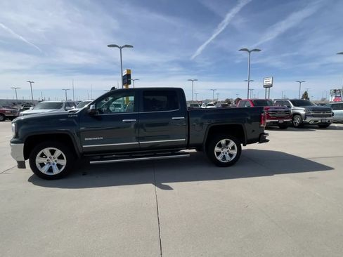 Used 2017 GMC Sierra 1500 SLT AWD/4WD image 5