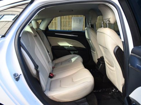 Used 2015 Ford Fusion Titanium image 28