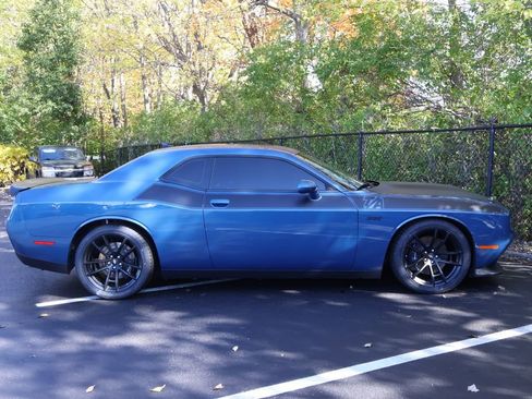 Used 2023 Dodge Challenger R/T Scat Pack w/ T/A Package image 11