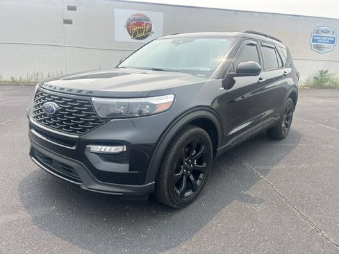 Used 2023 Ford Explorer ST-Line w/ Class IV Trailer Tow Package AWD/4WD image 1