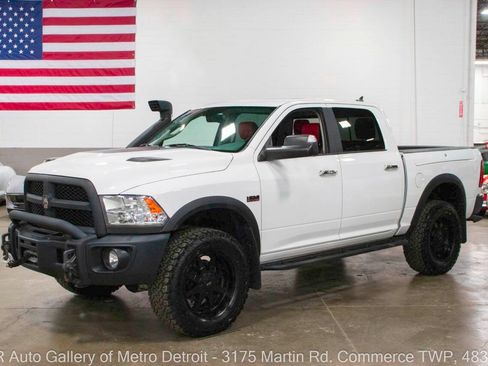 Used 2017 RAM 1500 Big Horn AWD/4WD image 1