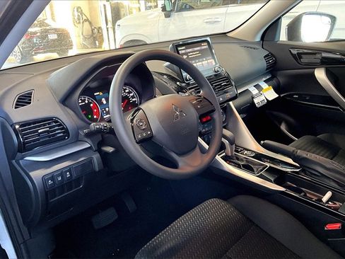 New 2026 Mitsubishi Eclipse Cross LE image 6