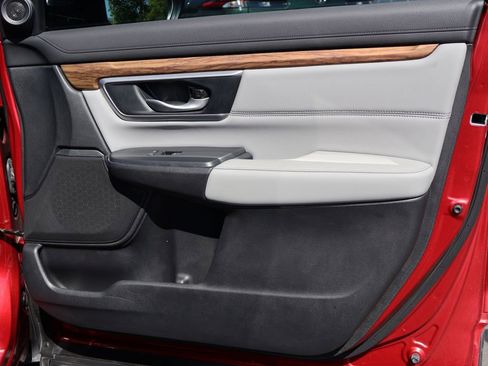 Certified 2020 Honda CR-V Touring image 11