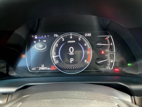 Used 2024 Lexus ES 350 w/ Premium Package FWD image 13