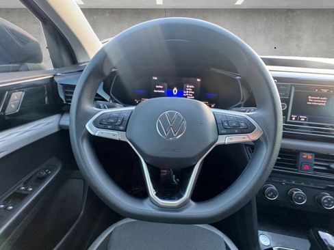 Used 2022 Volkswagen Taos S FWD image 21