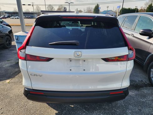 Certified 2025 Honda CR-V EX image 5