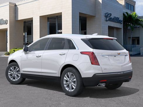 New 2026 Cadillac XT5 Luxury w/ LPO, Floor Liner Package image 3