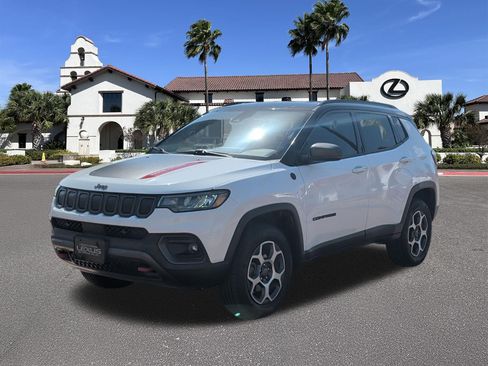 Used 2022 Jeep Compass Trailhawk AWD/4WD image 5