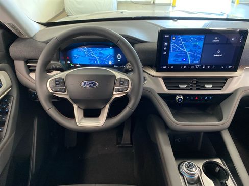 New 2026 Ford Explorer Active w/ Active Comfort Package AWD/4WD image 13