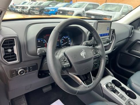 Certified 2023 Ford Bronco Sport Outer Banks w/ Tech Package AWD/4WD image 7