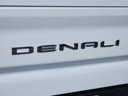 New 2026 GMC Sierra 2500 Denali image 13