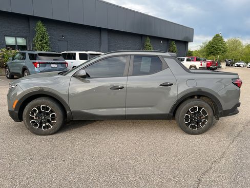 Used 2023 Hyundai Santa Cruz SEL w/ Activity Package AWD/4WD image 4