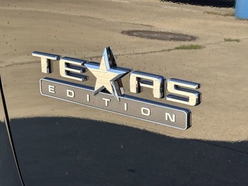 New 2026 Chevrolet Silverado 2500 LT w/ Texas Edition image 10