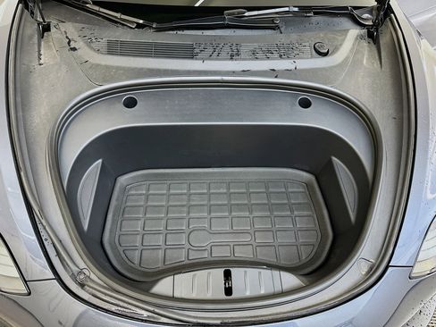 Used 2023 Tesla Model 3 Standard Range image 36