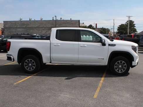 Used 2025 GMC Sierra 1500 AT4 AWD/4WD image 4