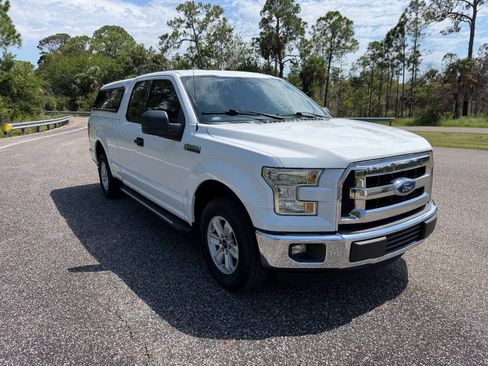 Used 2015 Ford F150 XLT w/ Trailer Tow Package RWD image 11