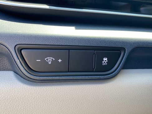 New 2026 Kia Carnival EX FWD image 34