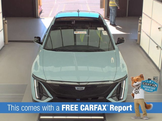 Used 2024 Cadillac Lyriq Sport AWD/4WD image 2