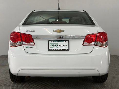 Used 2012 Chevrolet Cruze LS w/ Connectivity Package FWD image 8
