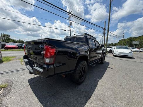 Used 2018 Toyota Tacoma SR w/ SR Convenience Package AWD/4WD image 7