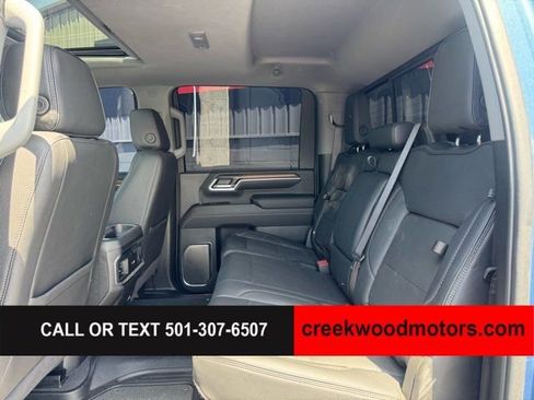Used 2024 GMC Sierra 2500 Denali w/ Denali Reserve Package AWD/4WD image 12