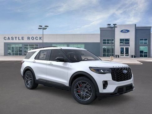 New 2026 Ford Explorer ST-Line w/ ST-Line Street Pack image 6
