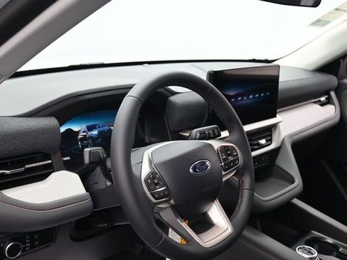 Certified 2026 Ford Explorer Active image 15