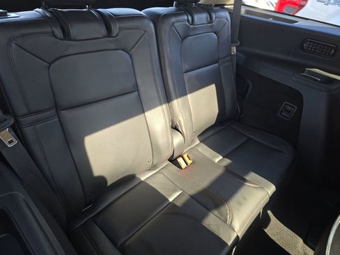 Used 2023 Lincoln Aviator Reserve w/ Equipment Group 201A image 13