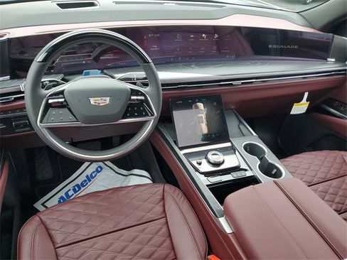 New 2026 Cadillac Escalade Luxury w/ Touring Package image 9