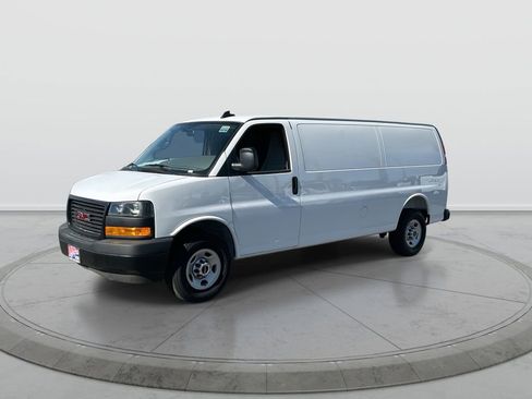 New 2025 GMC Savana 2500 Extended w/ Driver Convenience Package RWD image 4