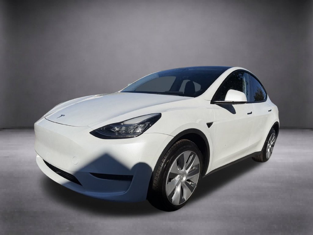 Used 2023 Tesla Model Y Long Range AWD/4WD image 5