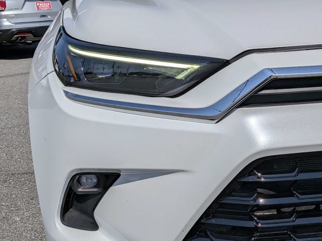 Used 2025 Toyota Grand Highlander FWD image 10