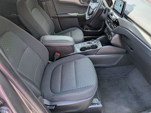 Used 2023 Ford Escape Active AWD/4WD image 19