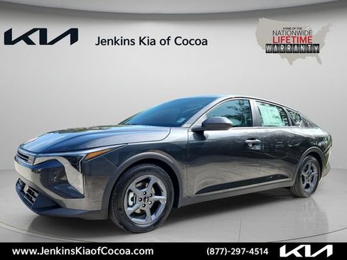 New 2026 Kia K4 FWD image 10