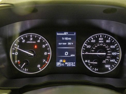 Used 2026 Subaru Crosstrek 2.0i Premium image 34