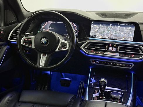 Used 2022 BMW X7 M50i w/ Cold Weather Package AWD/4WD image 31