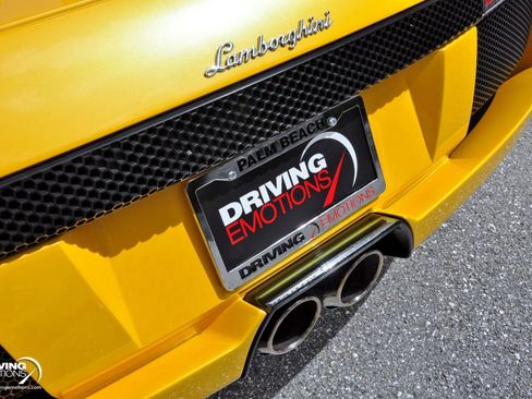 Used 2005 Lamborghini Murcielago Roadster image 29