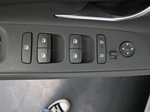 Certified 2024 Hyundai Elantra SEL w/ Convenience Package image 24