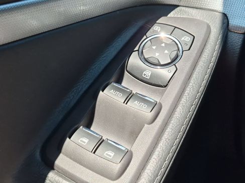 Used 2013 Ford Explorer XLT AWD/4WD image 30